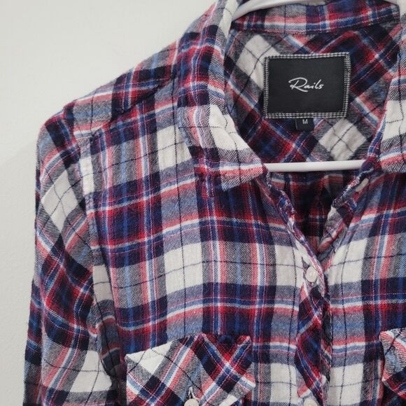 Rails Womens Button Up Shirt Size Medium Hunter Plaid - Picture 3 of 6